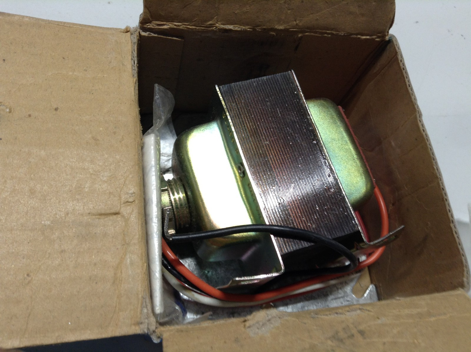 NEW Jard 24 Volt Furnace Transformer  T3501, 5031MT