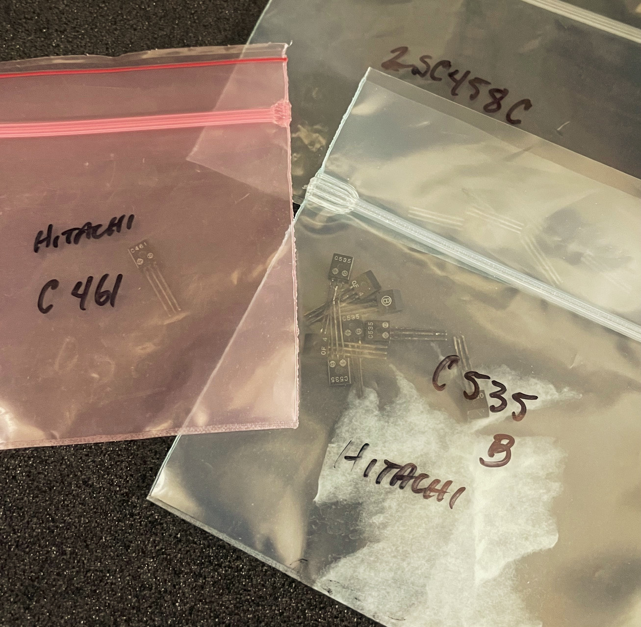 Hitachi C535, C458, C461 OEM Transistor  **NOS
