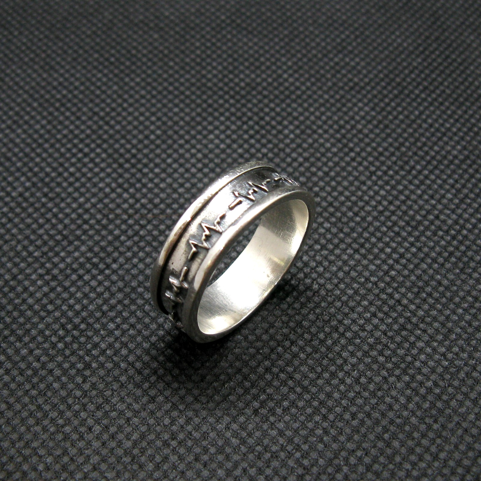 925 Silver Ring Band Handmade Cardiogram Pattern Width 8mm Size 46-75
