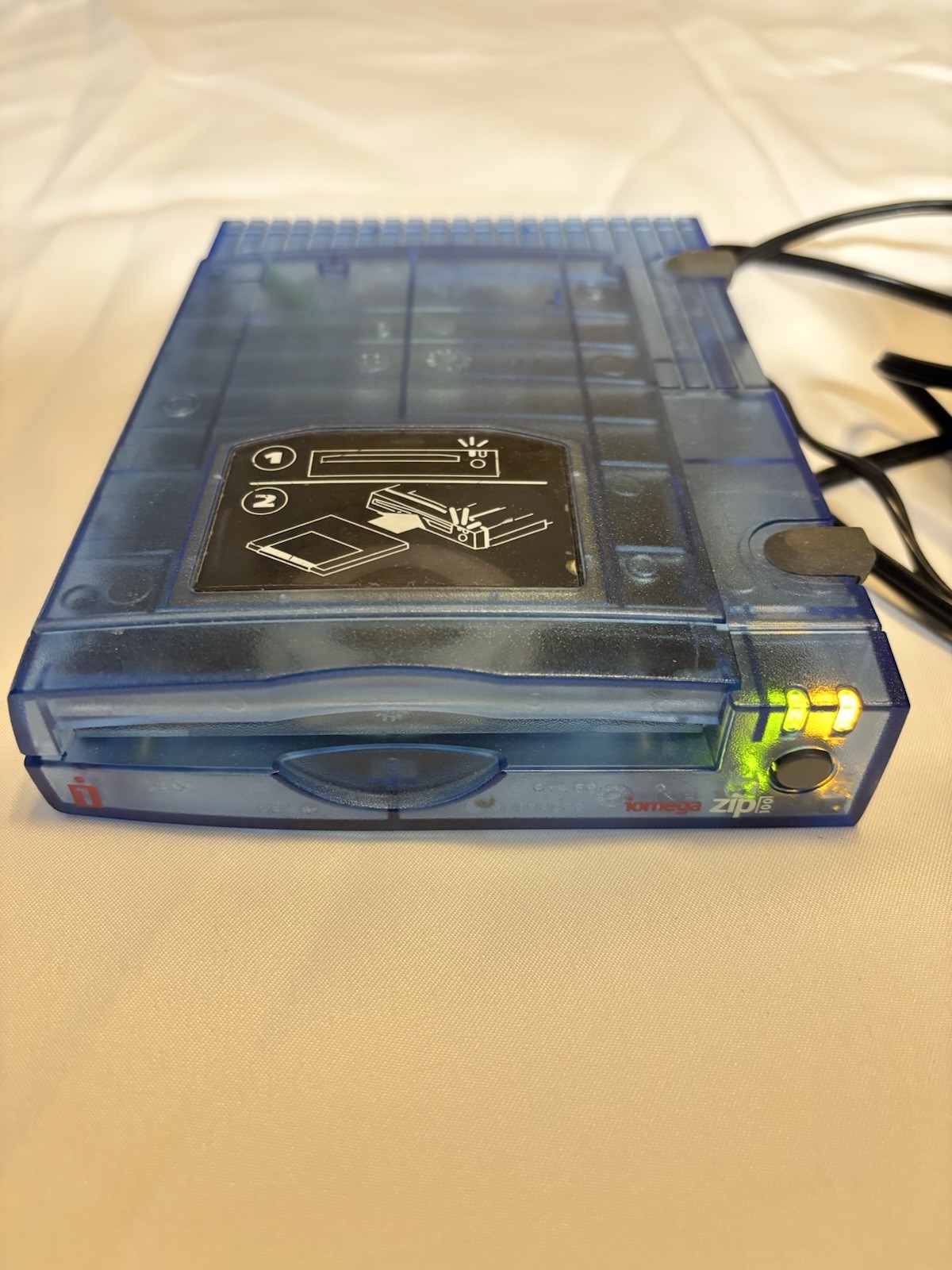 Iomega 100 MB USB Zip Drive Z100USB External Translucent Blue Tested & Works A