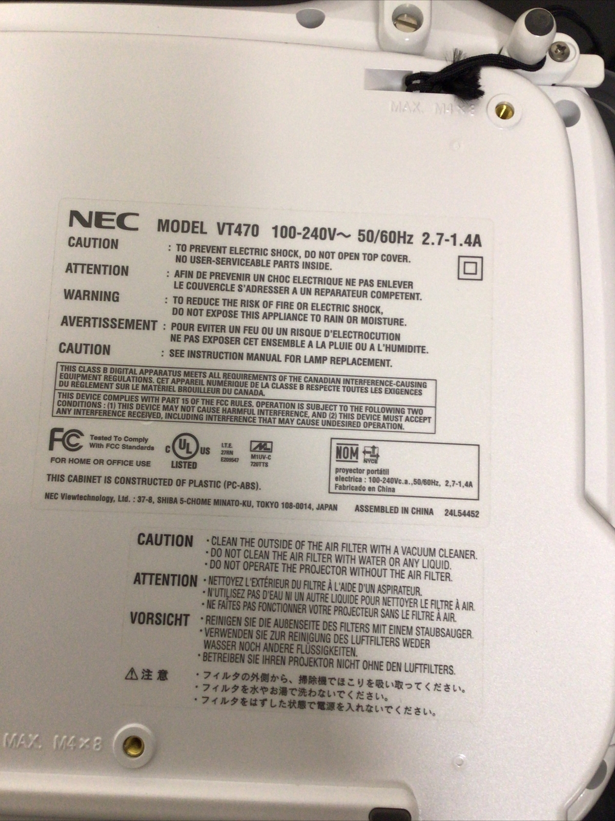 NEC Model VT470 Desktop Projector With Cords