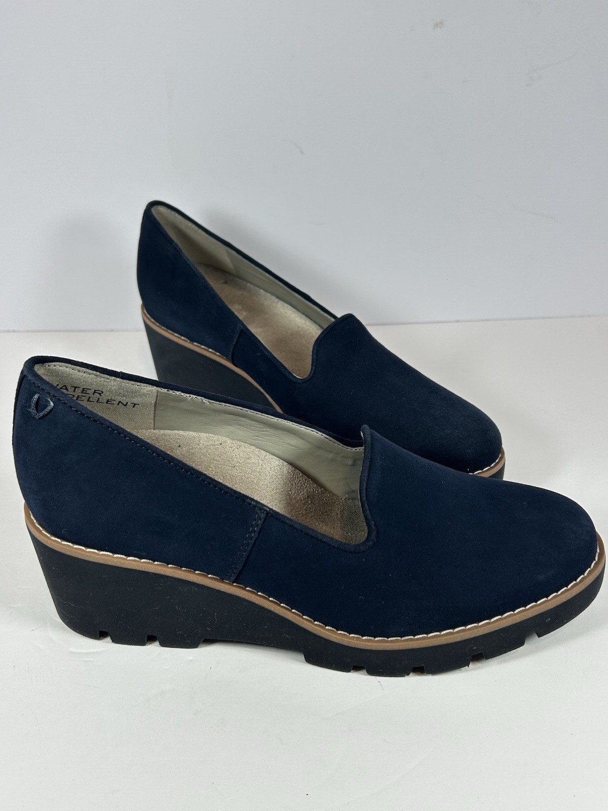 Vionic Women’s Willa Wedge Loafer Navy Blue Suede Size 7 NEW WOB