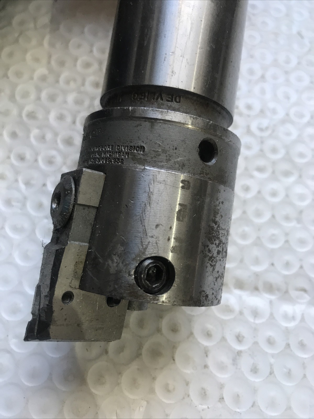 Devlieg MF-18 Microbore Boring Head w/ Adjustable Cartridge Bar 1” Shank