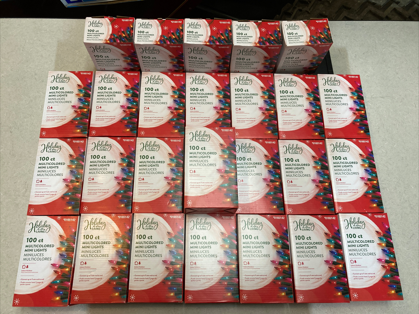 HOLIDAY LIVING 100-COUNT MULTI-COLOR MINI LIGHTS WITH GREEN WIRE LOT OF 27