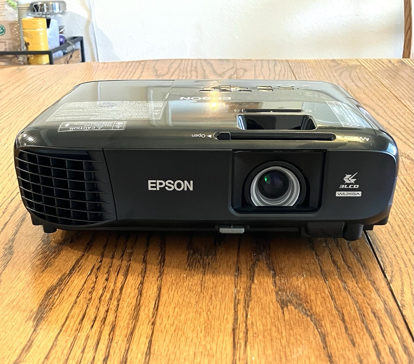 Epson Pro EX9220 3LCD WUXGA Portable Desktop Projector Wireless w/ Accessories
