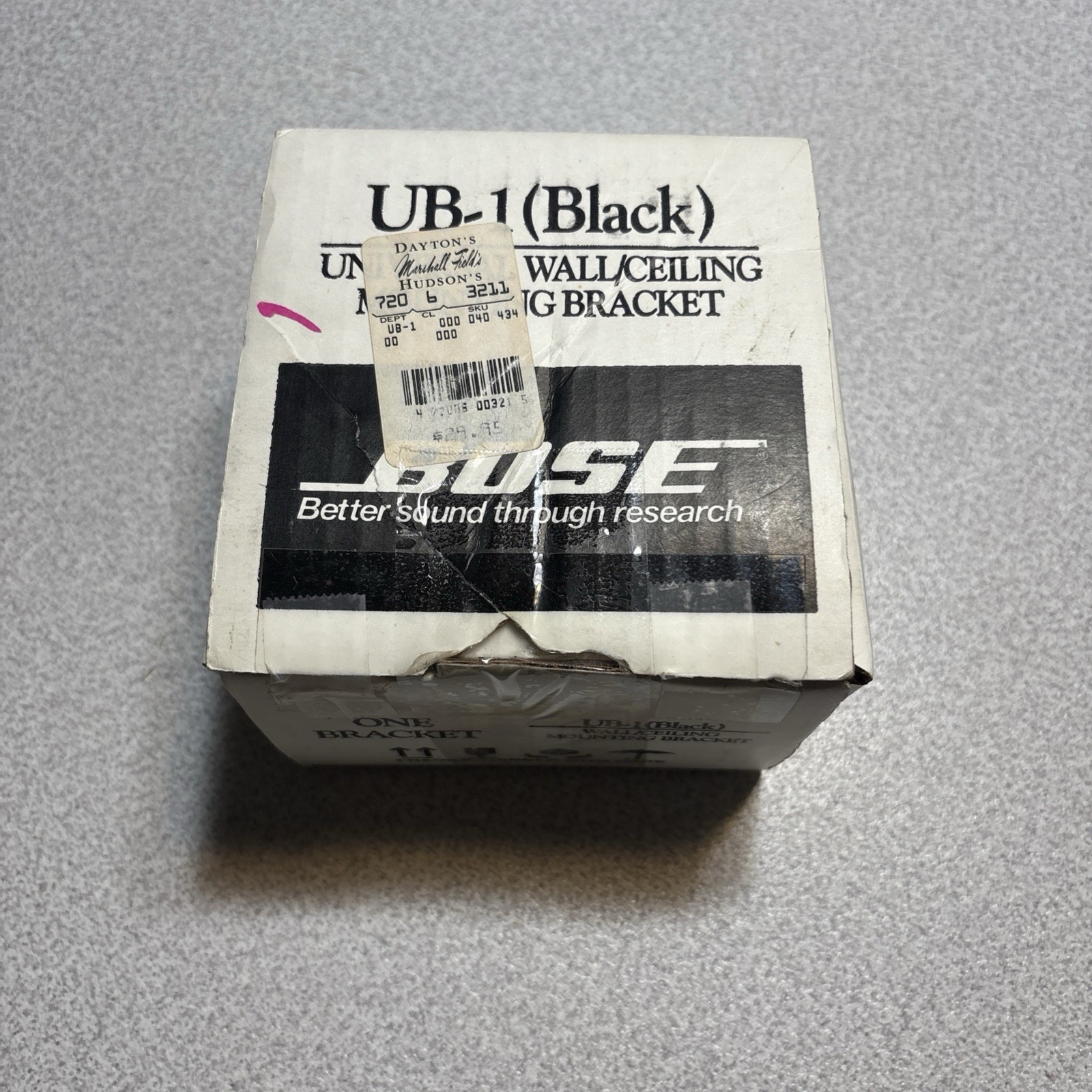 NEW BOSE UB-1 UNIVERSAL WALL/CEILING MOUNTING BRACKET (1 BRACKET) BLACK