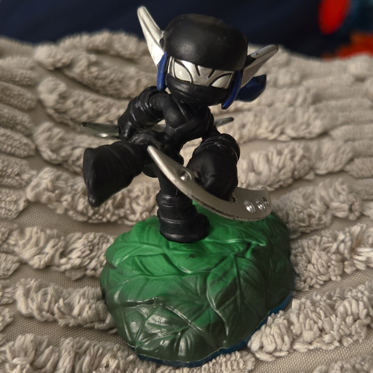 Activision Skylanders Spyro Video Game Series Stealth Elf Figure L3133A (2010)
