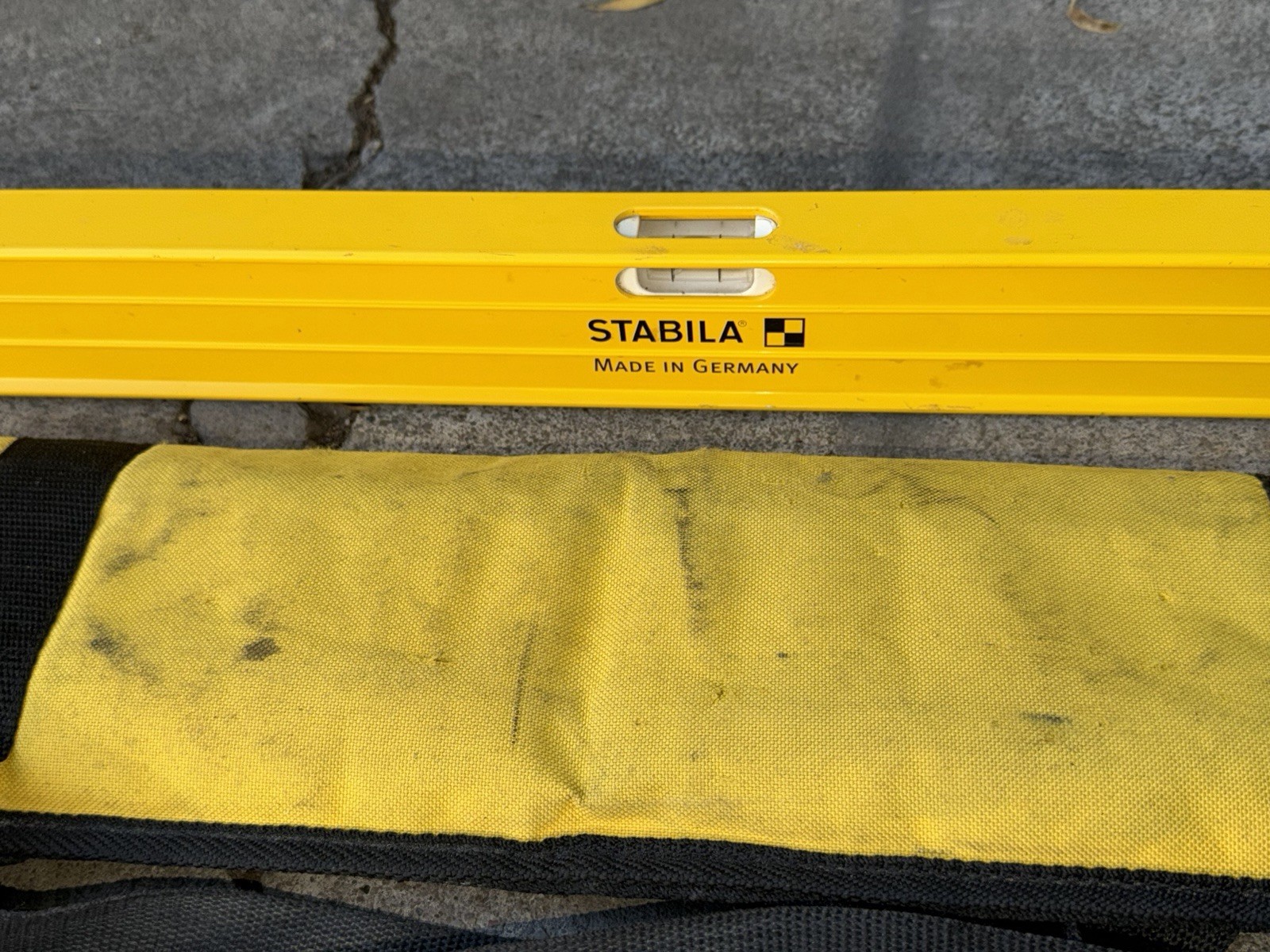 Stabila 37496 96" Heavy Duty Aluminium Level W THE BAG EXCELLENT CONDITION