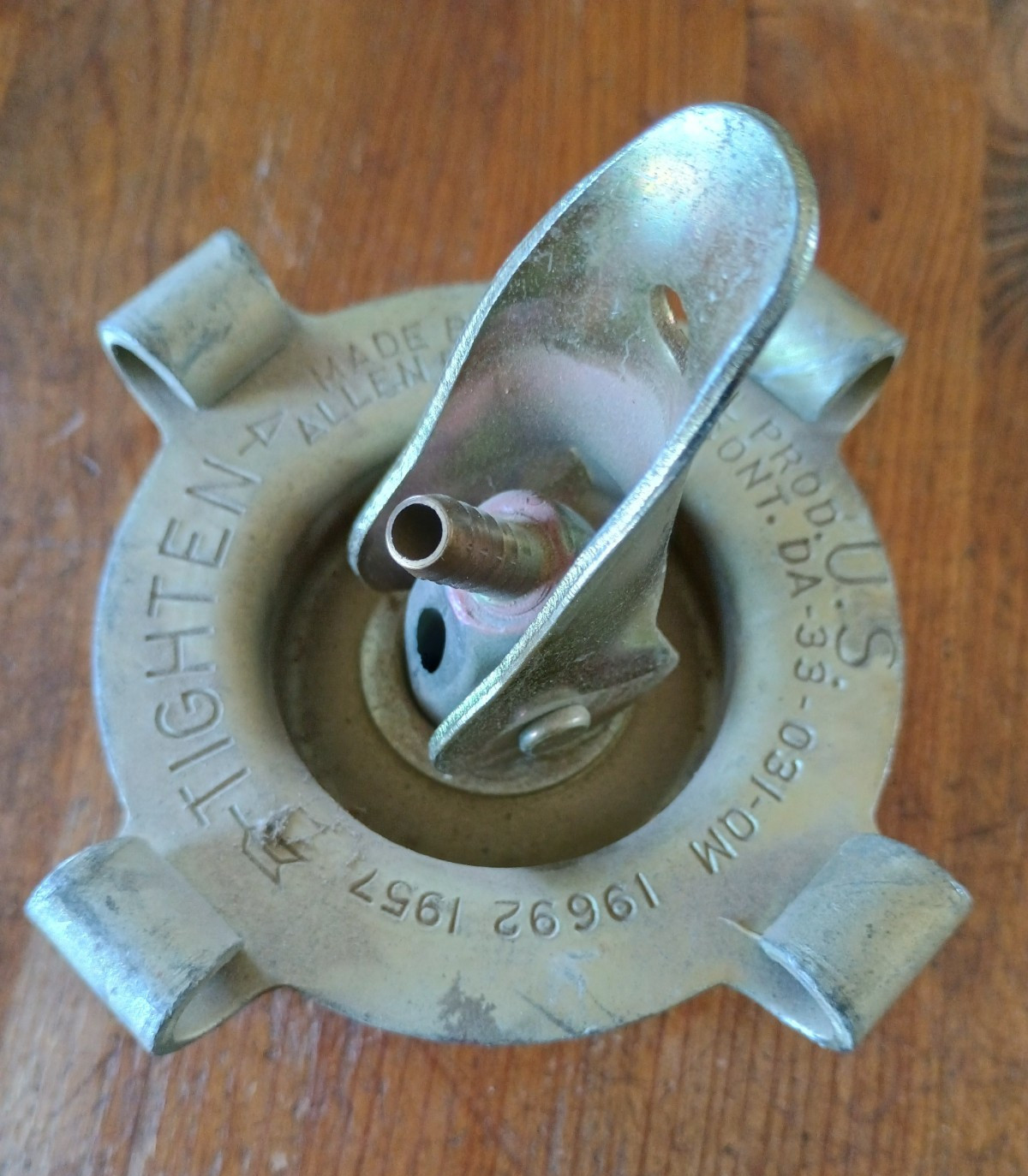 Vtg US MILITARY Jerry Can Lid Cap Spout Stove Supply Mess Kit DA-33-031-QM