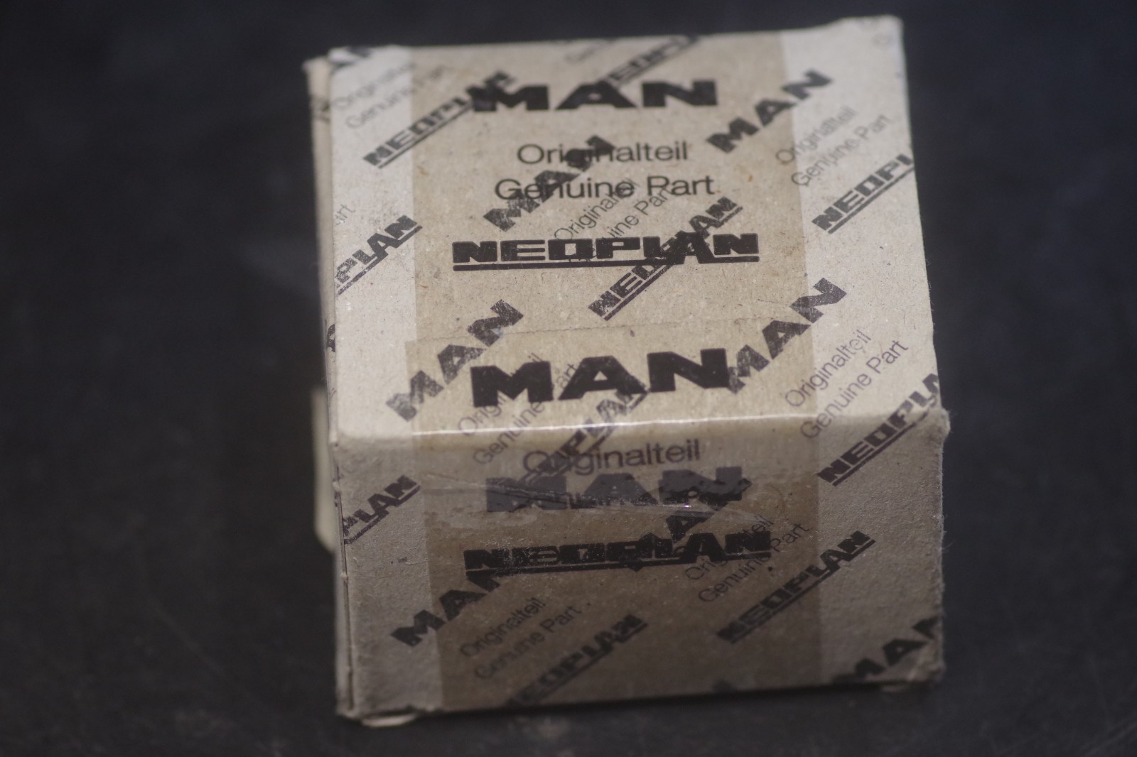 New Flyer 6313057 MAN  81.93020.0706 Steering Knuckle Bushing  NEW IN BOX, NOS!