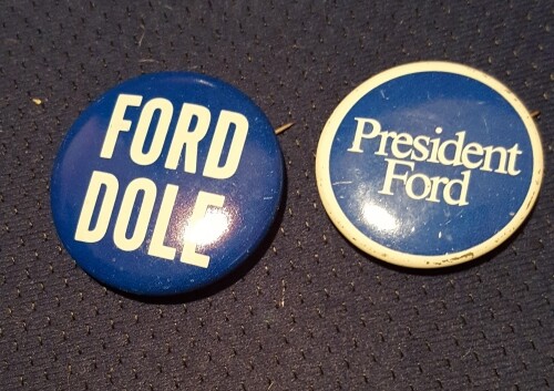 Ford Dole Campaign Button Pin Sharp Blue Fun Election Wear or collection 1976
