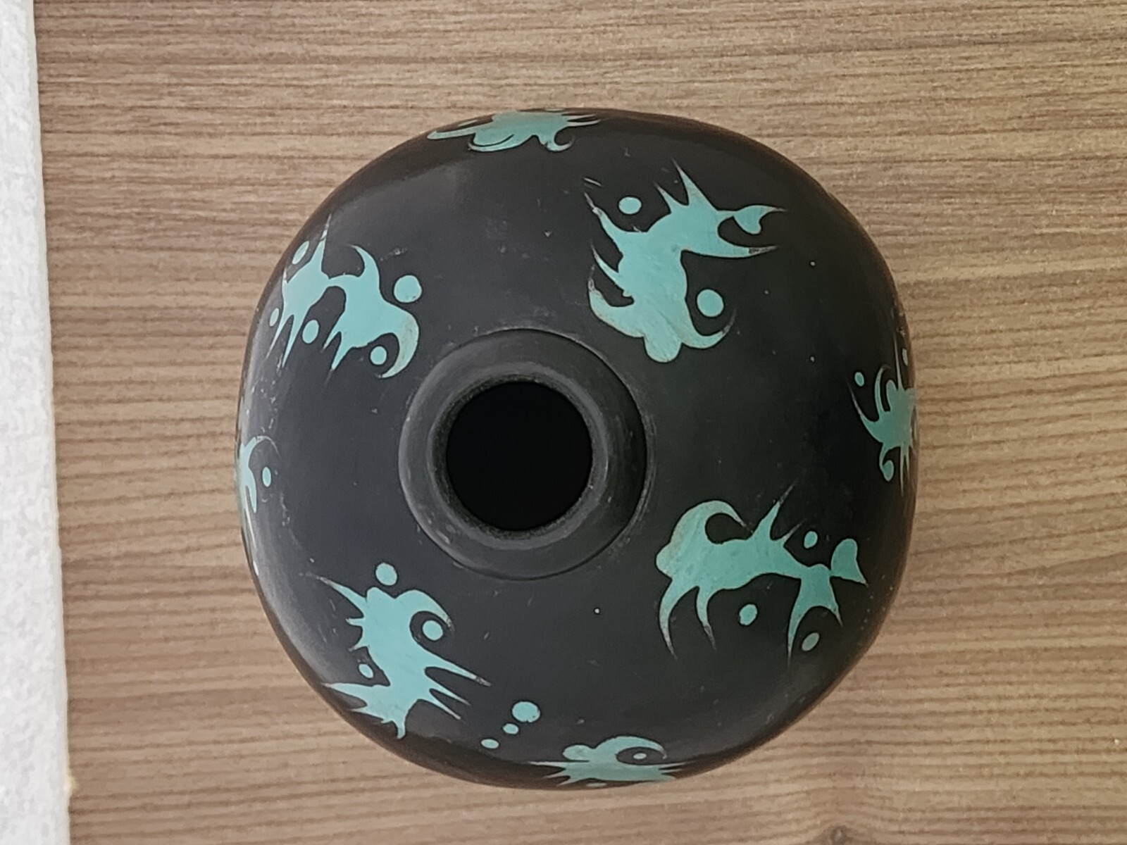 Beautiful Vintange Peruvian Vase Signed