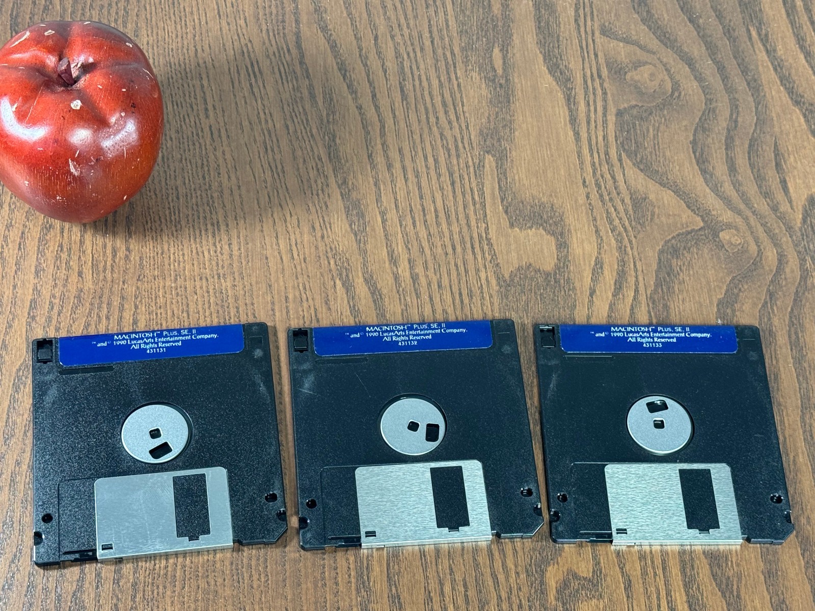 LOOM Lucas Films Disk Game Apple Computer Macintosh 1990 Vintage MAC
