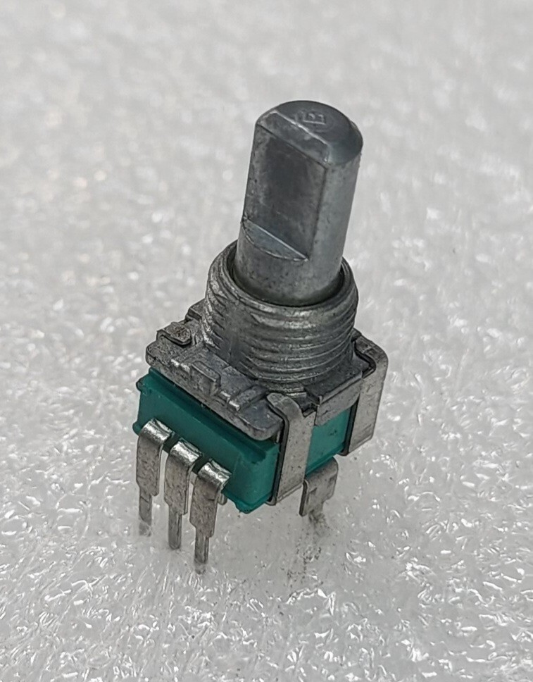 Vestax VCI-400 Replacement EQ/Tone Control Pot #VES-V0209L1112