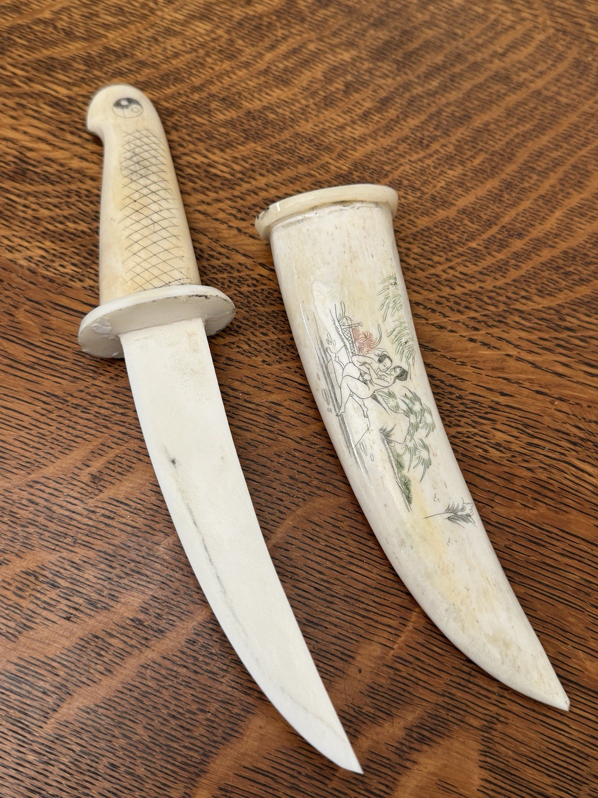 ANTIQUE DESIGN CHINESE YAK BONE CARVED KNIFE YIN YANG COUPLE FROLICKING