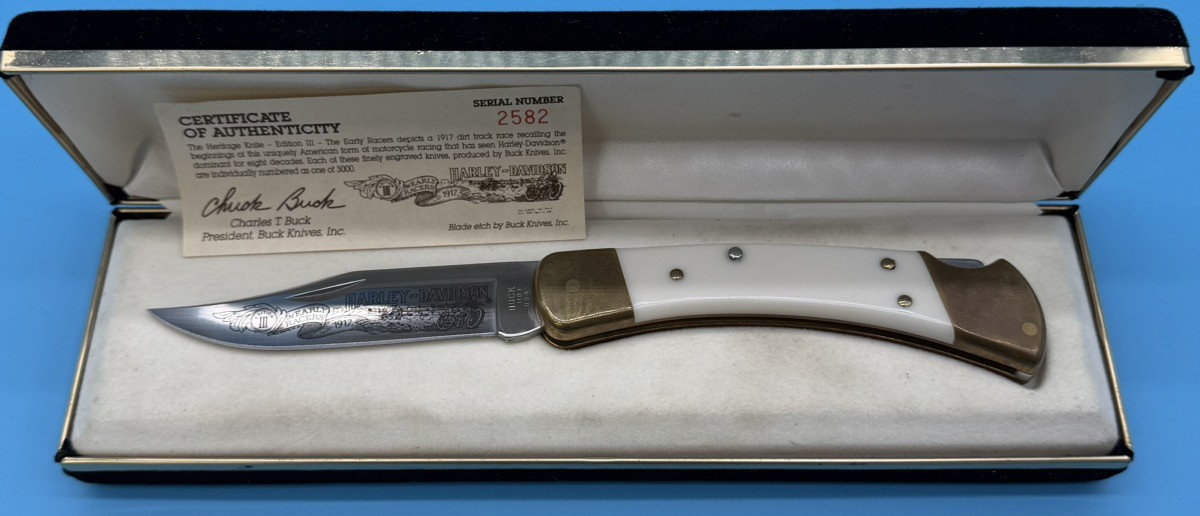 Buck Knives 110 Harley Davidson Limited Edition Heritage III Knife w (MAC002321)