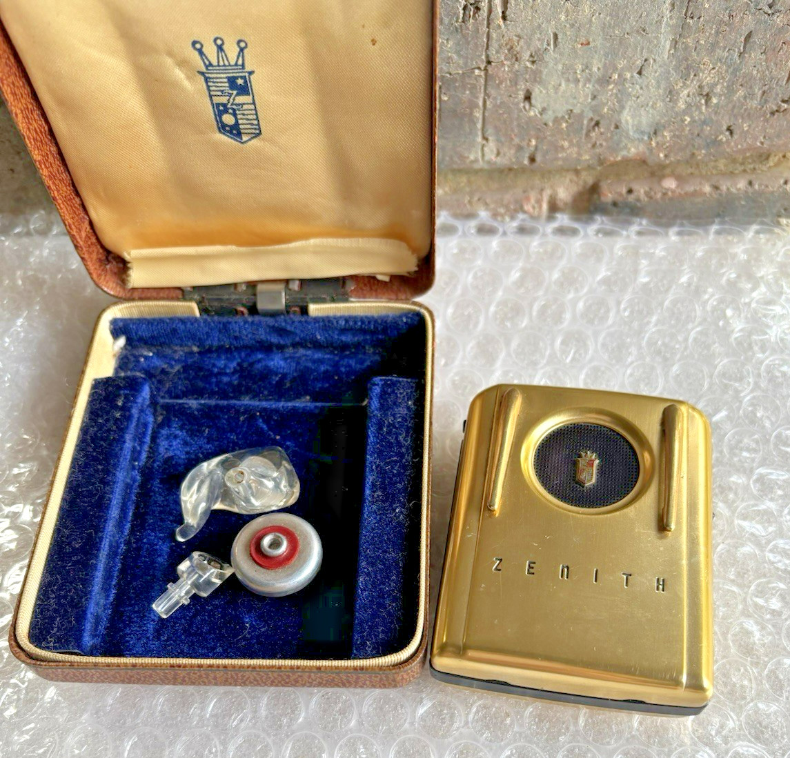 Zenith Royal Hearing Aid 1950's With Case Not Tested