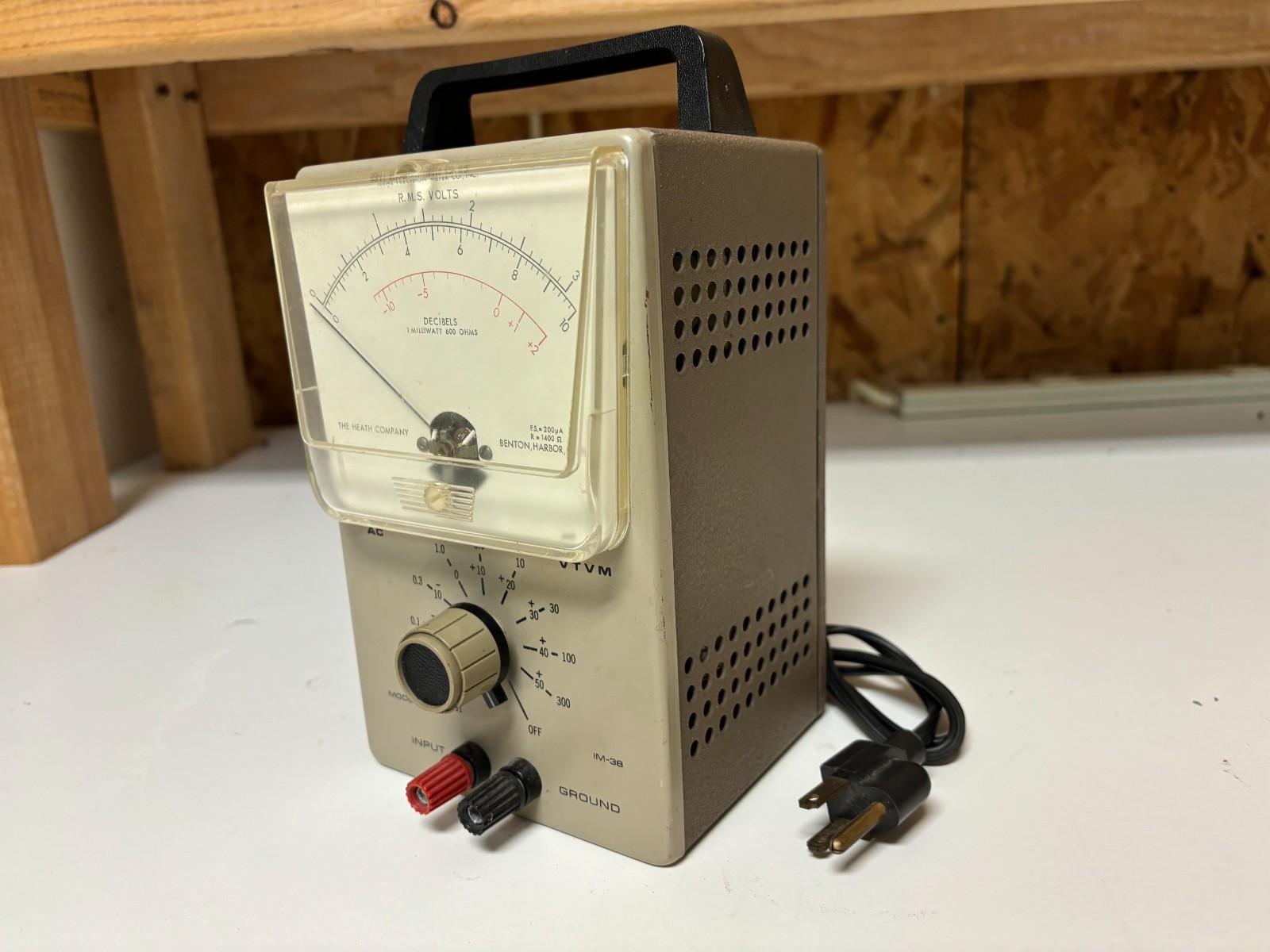 Heathkit IM-38 AC VTVM