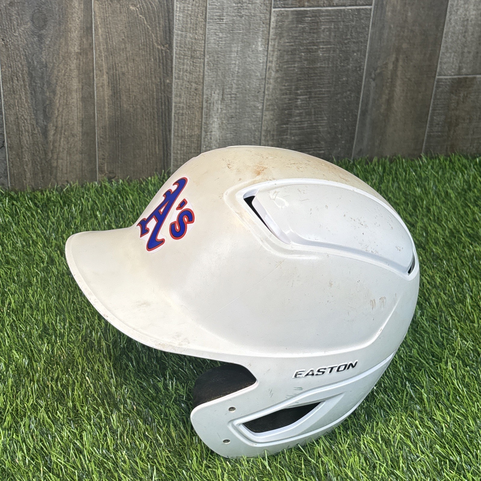 Easton Gametime II Baseball Batting Helmet White Adult 7 1/8–7 3/4