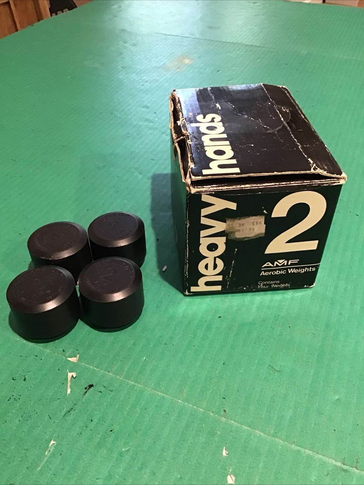 Set of 4 HeavyHands AMF Dumbell Screw-in #2 Black End Cap Weight Replacement Box