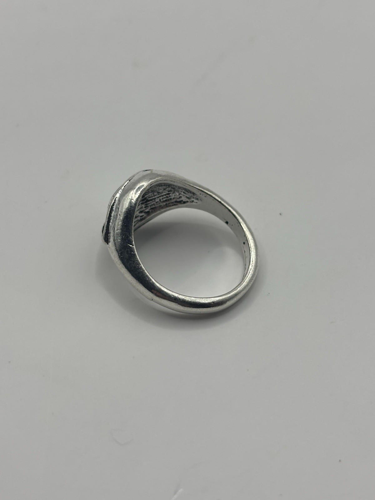 Y2K Vintage Silver Eye Black Ring Size 8.5 Unisex Brand New