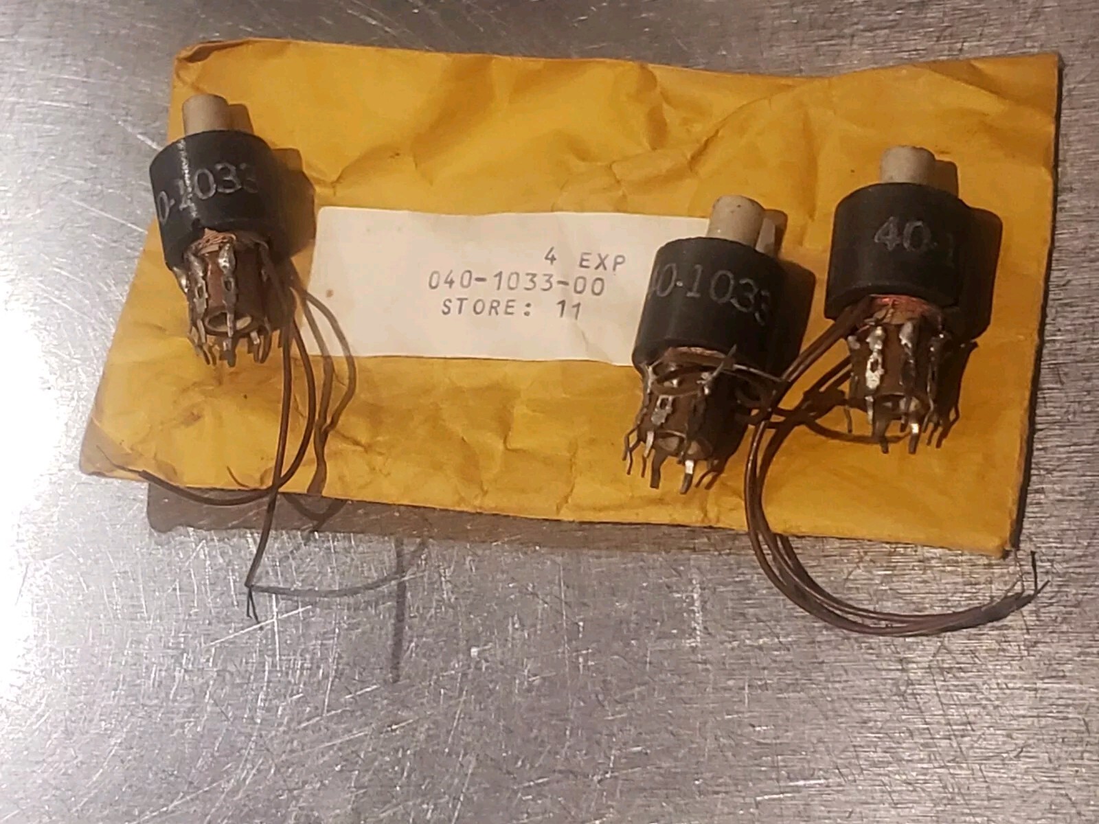 One New Heathkit Part #40-1033