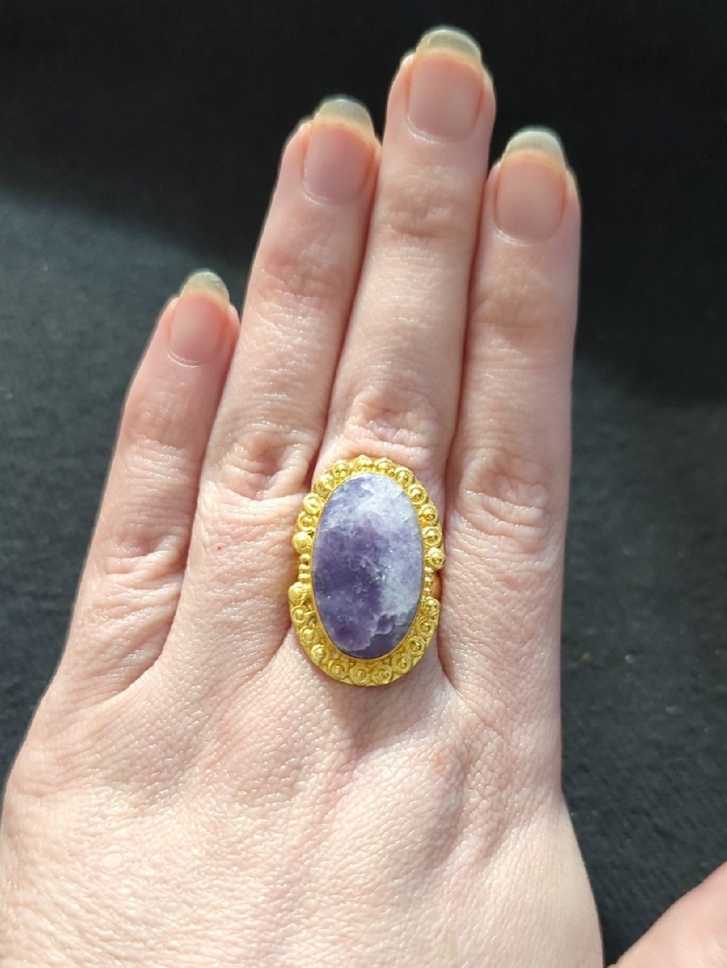 Gold Plated Purple Amethyst Gemstone Oval Statement Ring - Size 9.5