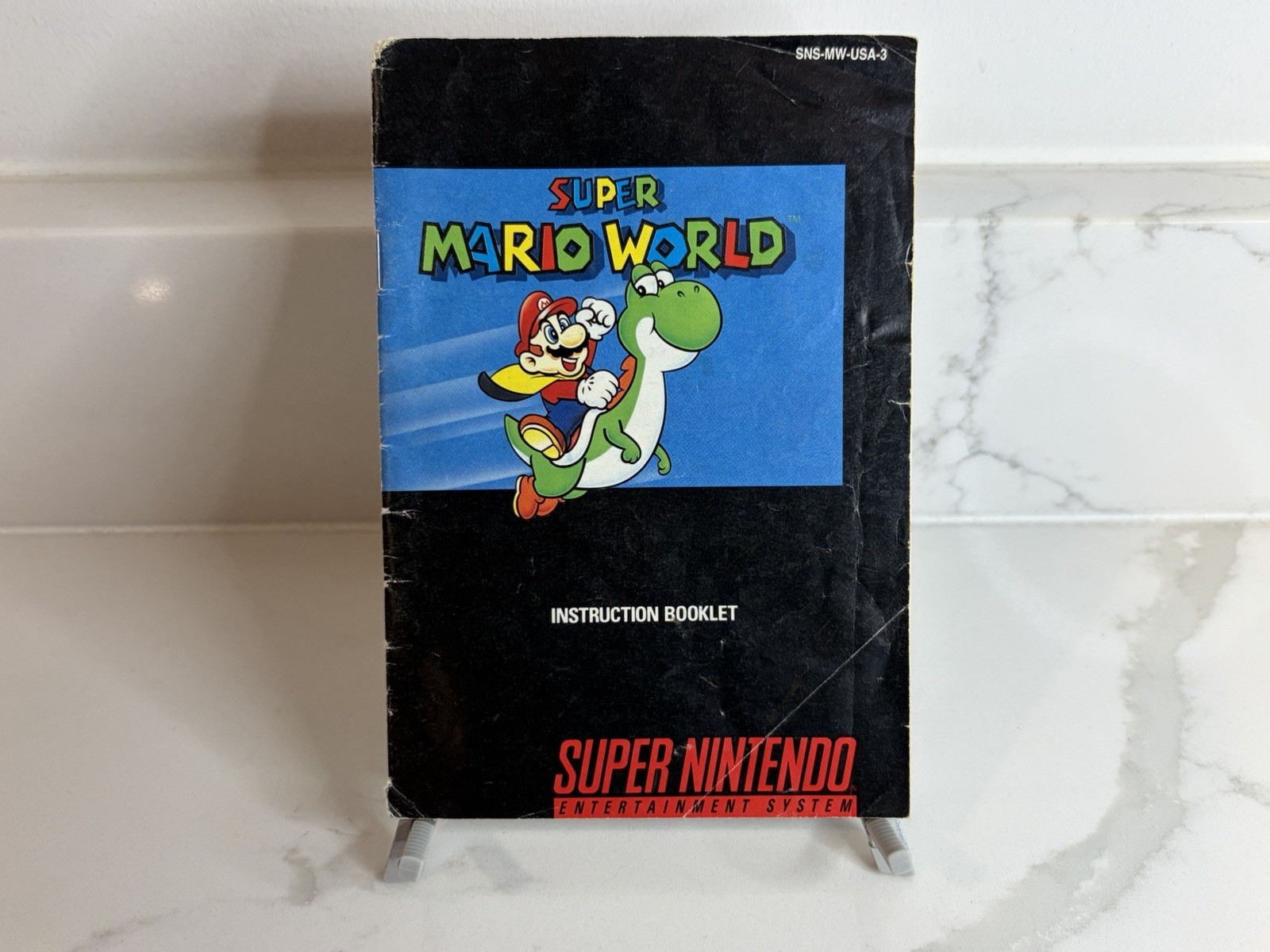 Super Mario World - 1991 Super Nintendo SNES - Instruction Manual Only