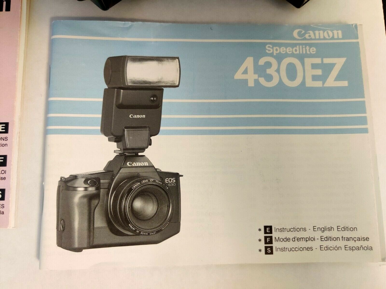Canon EOS QD Programable Camera & Speedlite 430 EZ flash + Manuals - untested