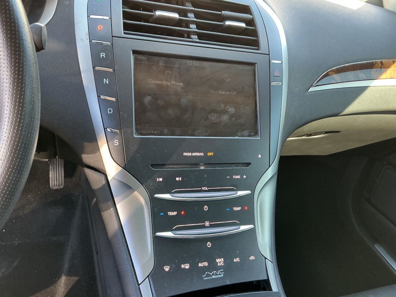 MKZ 2014 Glove Box 4956420