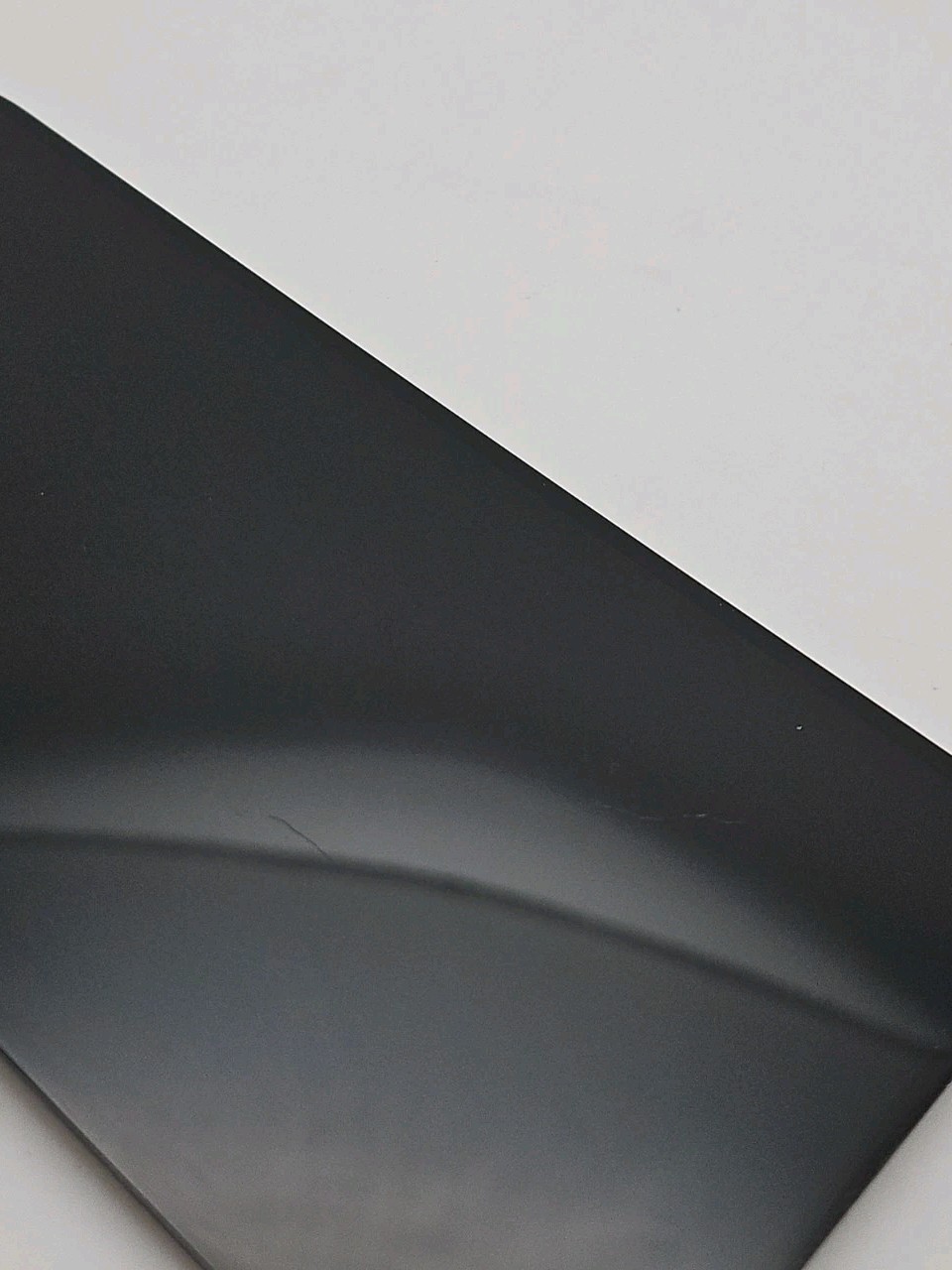 Apple iPhone 16 OLED Replacement Used Screen (Minor Imperfections)