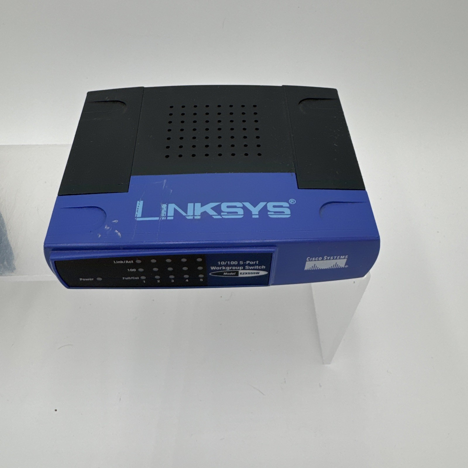 Linksys 5-Port 10/100 Workgroup Switch EZXS55W Blue Black with Power Adapter
