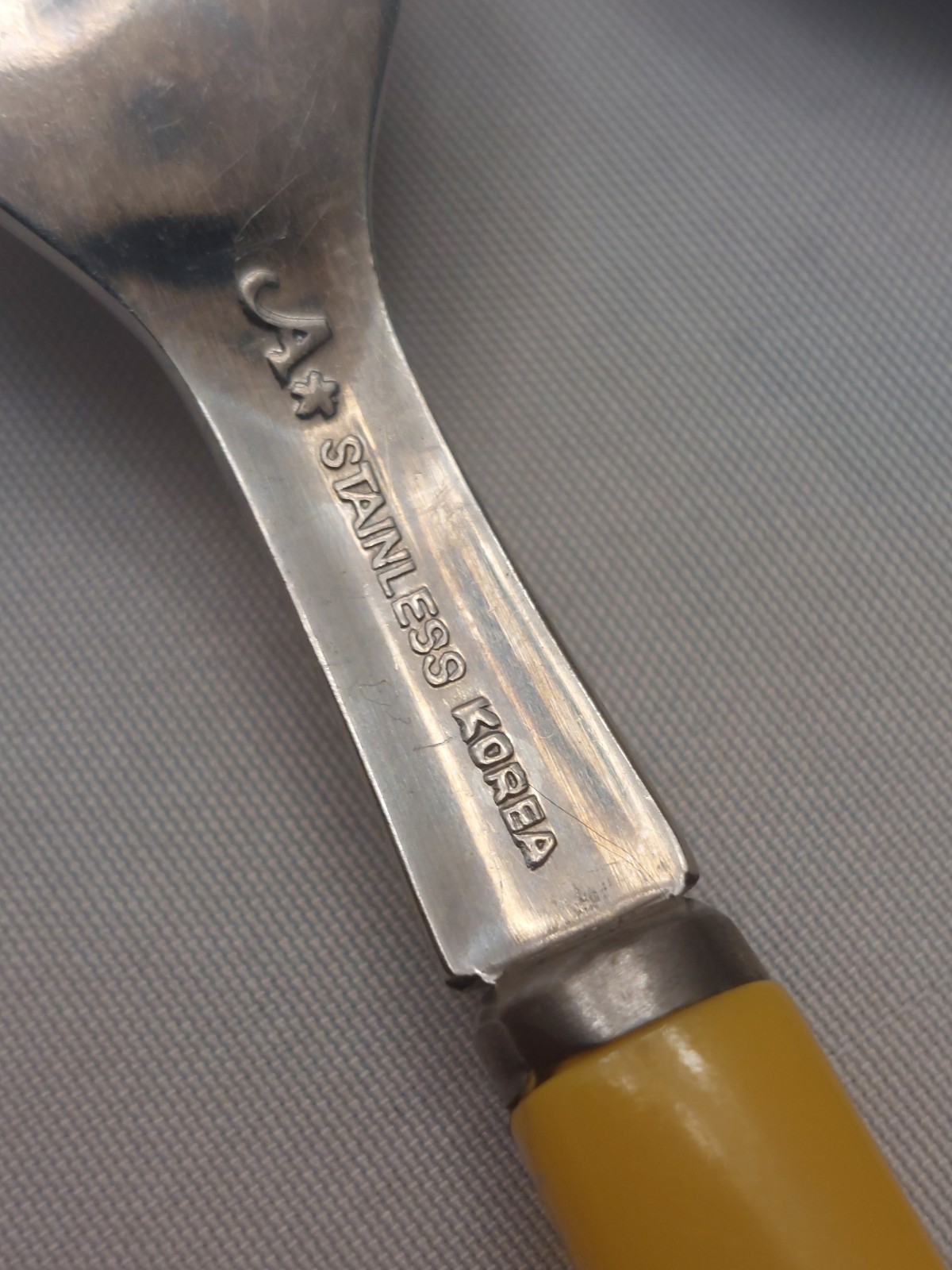 Vintage 16 Piece Anacapa Yellow Melamine Handle Stainless Flatware