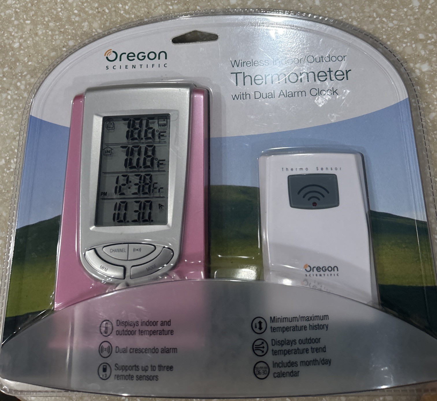 Oregon Scientific RAR188PK Alarm Clock Wireless Indoor/Outdoor Thermometer NEW