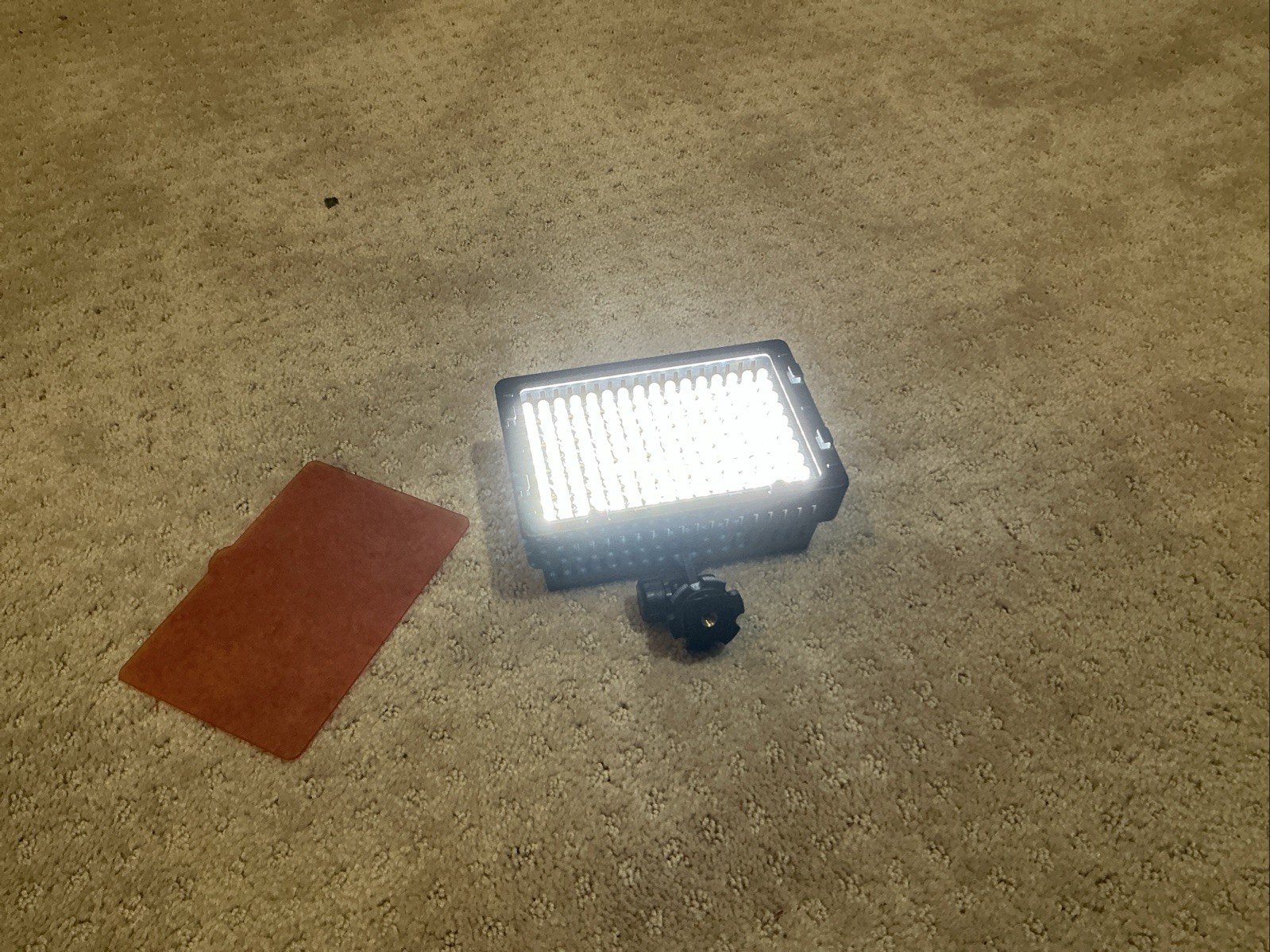 Neewer CN-160 Light CN160 Missing white filter