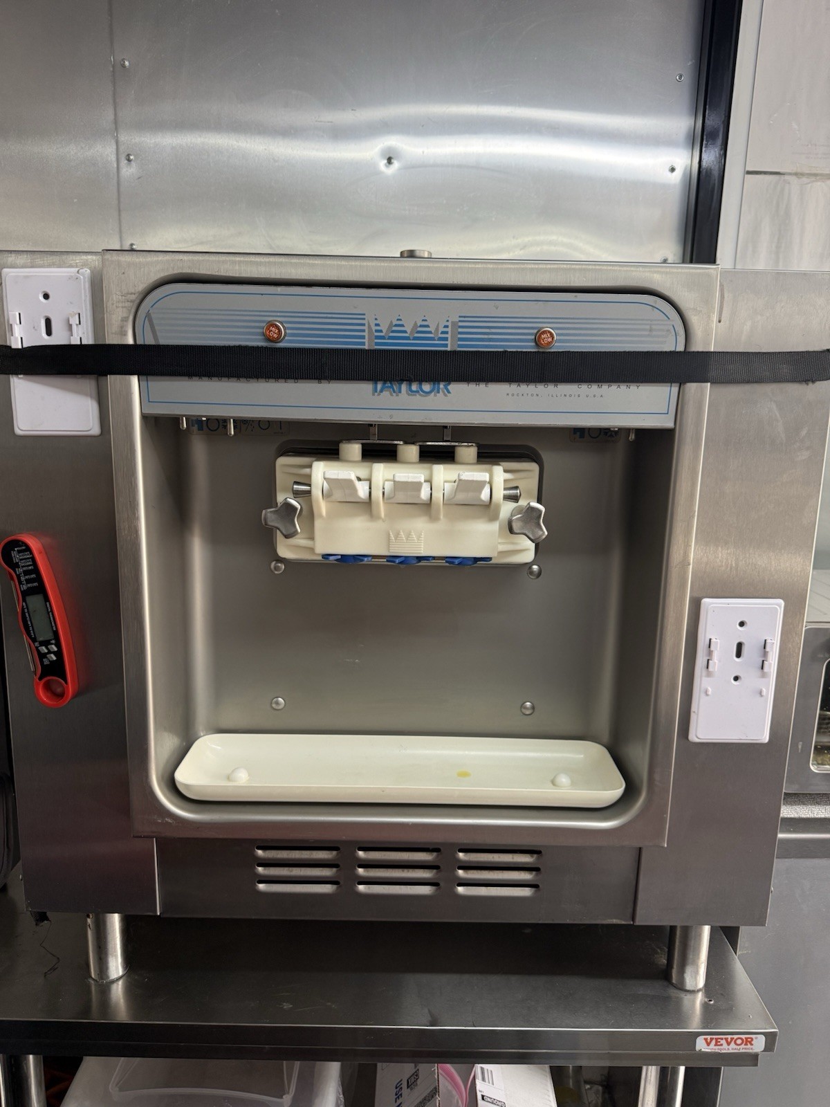 Taylor 162-27 Soft Serve Ice Cream Machine Countertop 2 Hoppers