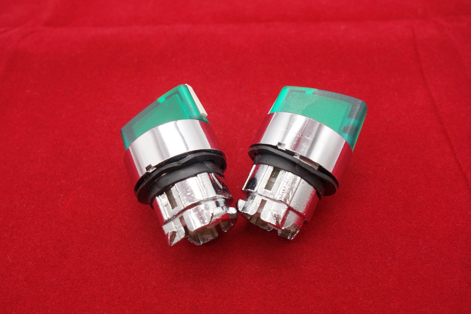 2PC 22MM Green Momentary Select selector SWITCH HEAD 3 Position FITS ZB4BK1533