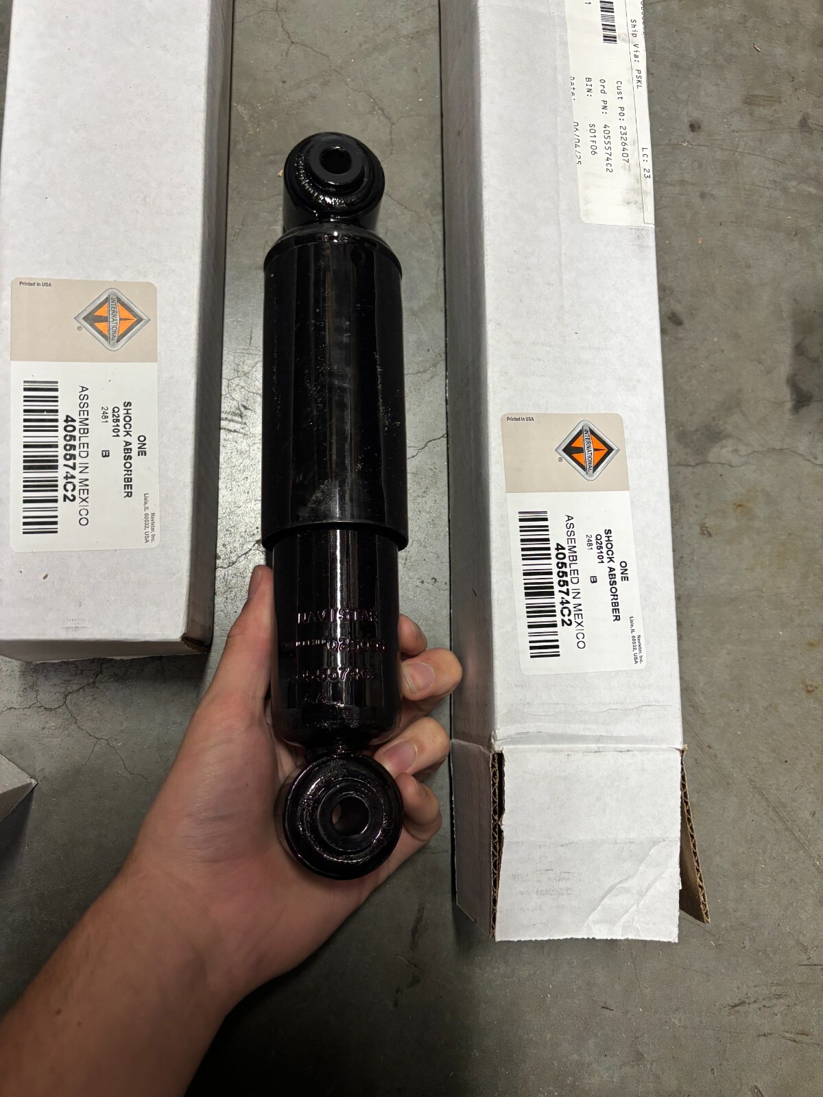 *2 pack* International 4055574C2 Heavy Duty Cab Shock Absorber HX, PROSTAR, LT