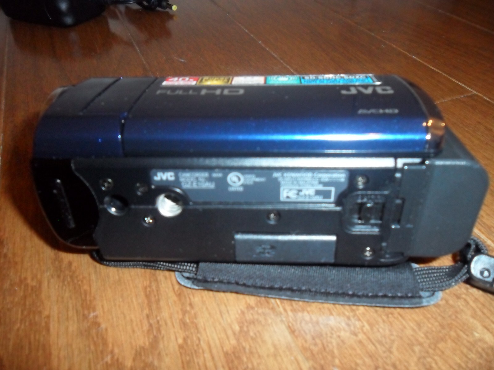 JVC Everio GZ-E10AU Full HD- 40x Optical Zoom- Image Stabilization