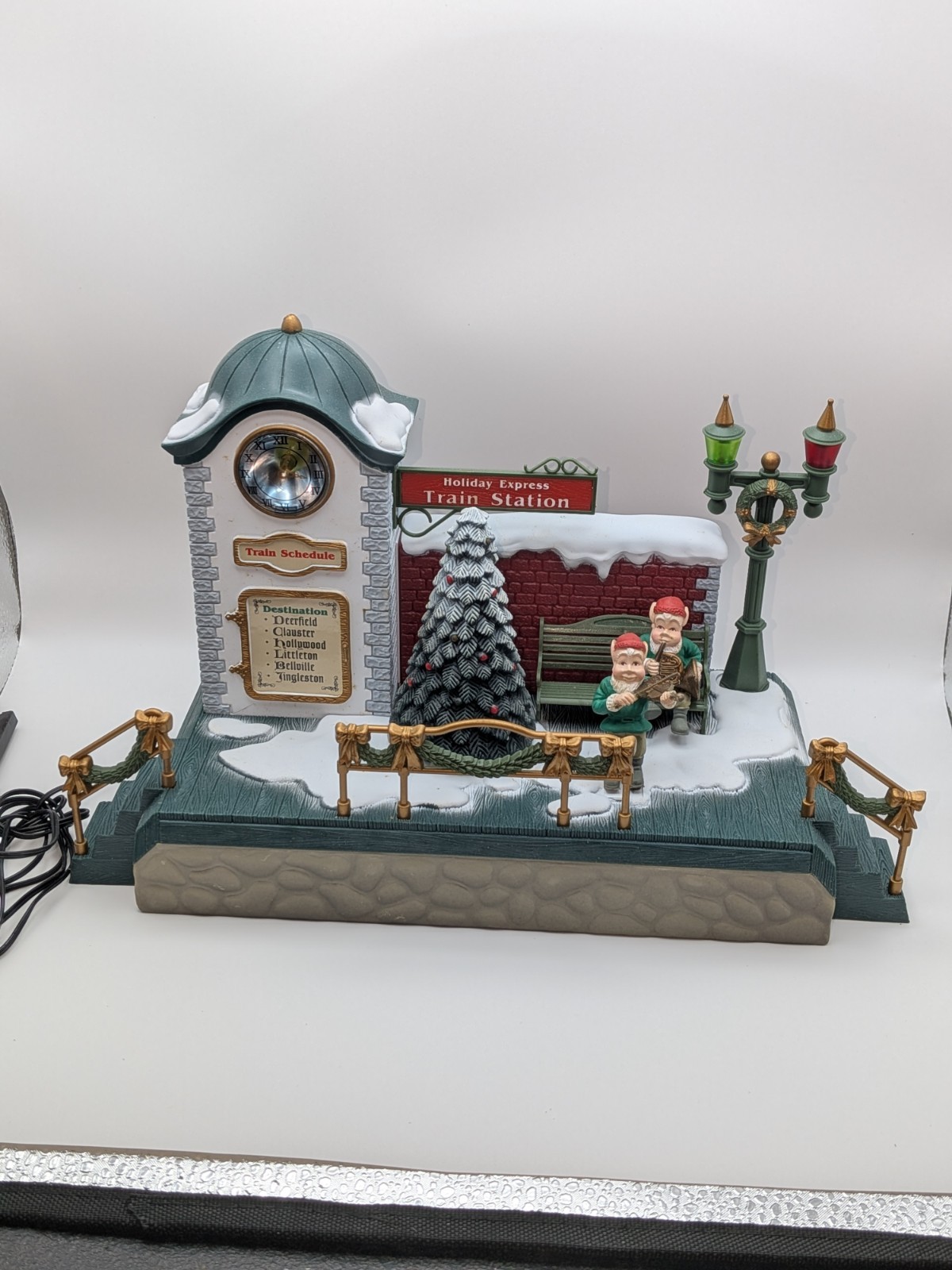 New Bright Holiday Express Musical Train Station Clock Tower Perfect Works 🎄🎄