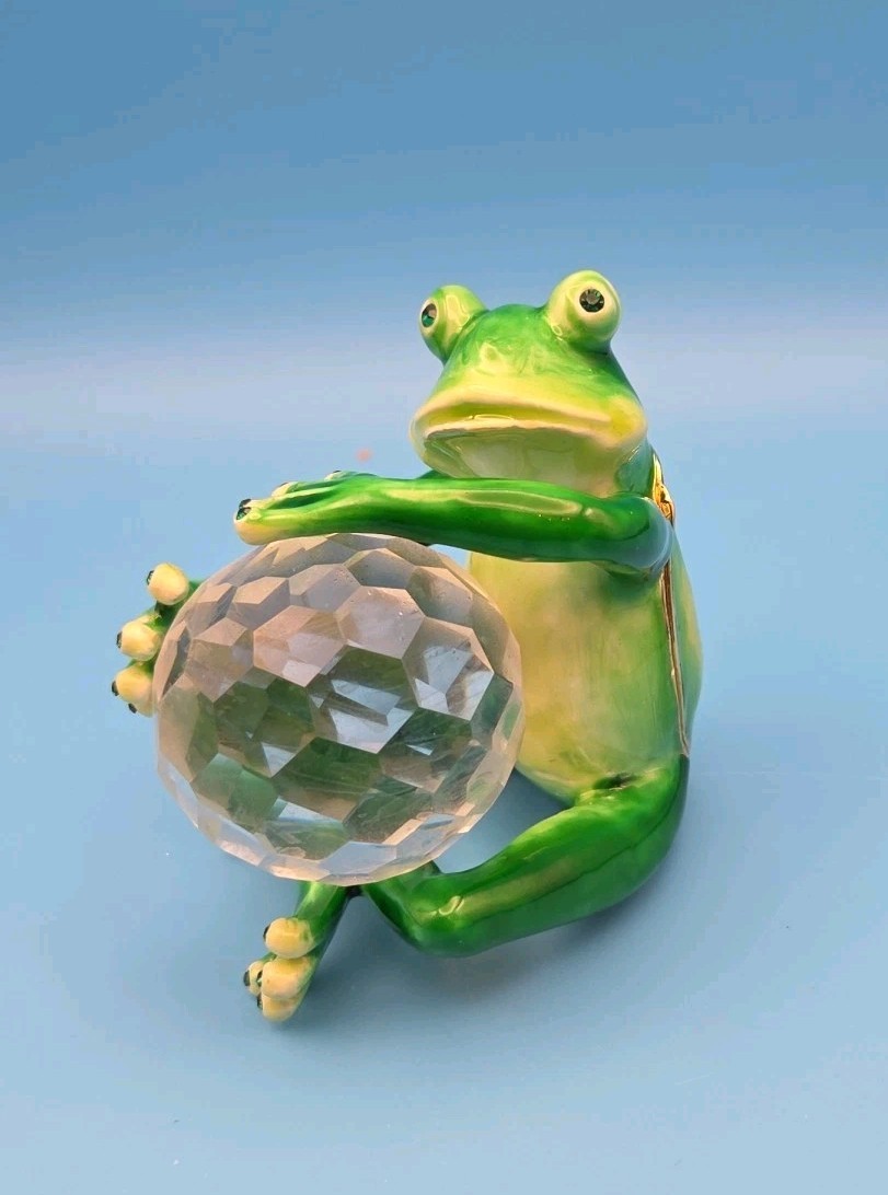 Keren Kopal Green Frog w/ Crystal Ball Trinket Box FCR1337 Austrian 2017