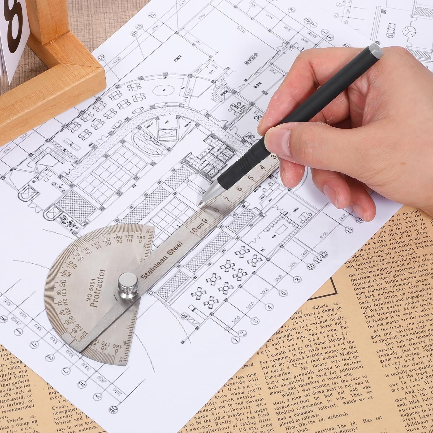 Compact 10cm Stainless Steel Angle Protractor - Ideal for Craftsmen & Students