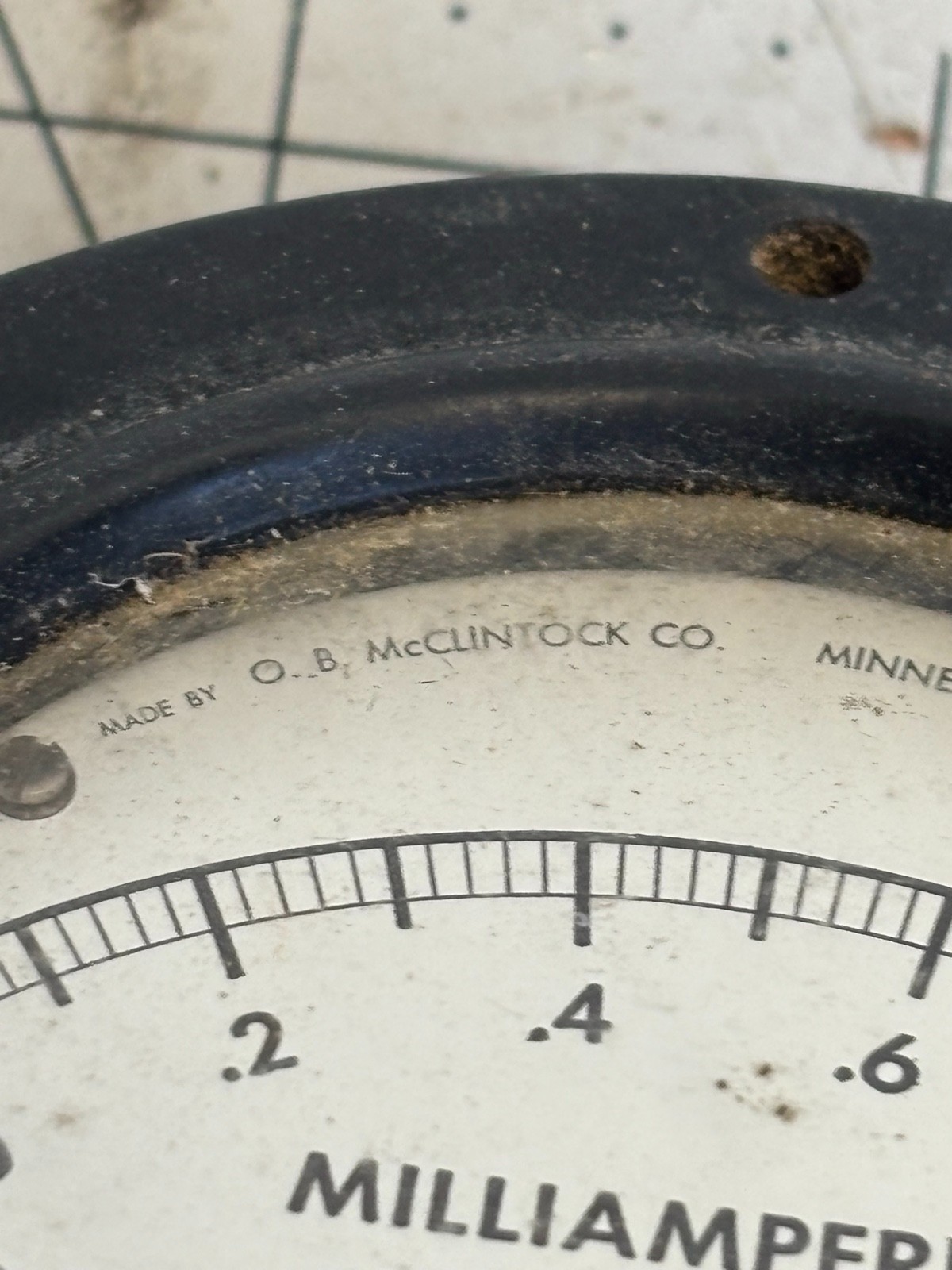 Vintage O.B. McClintock 0-1 mA DC Milliammeter Round Panel Meter Untested
