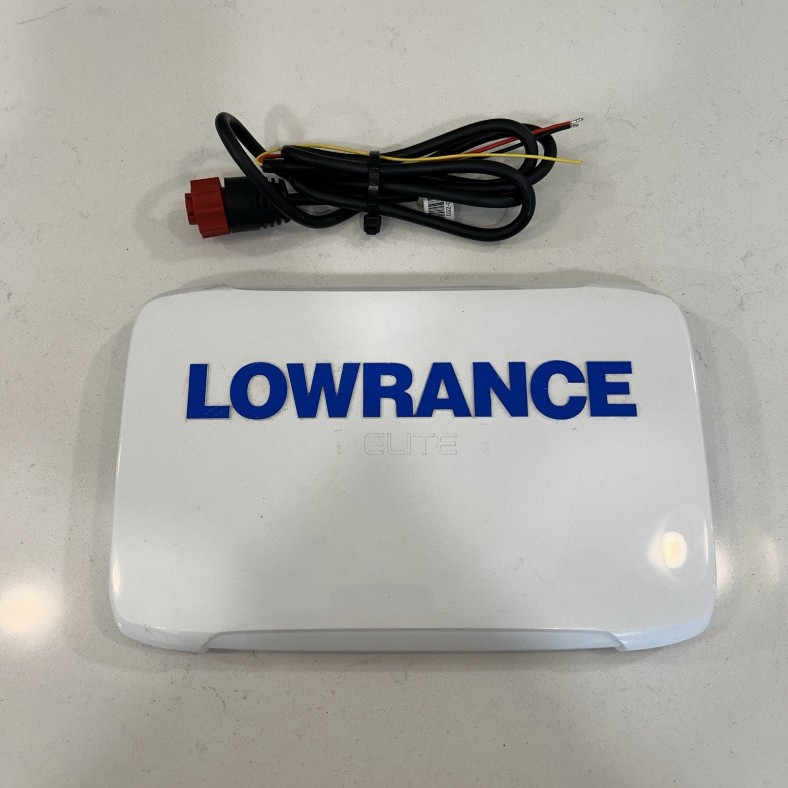 Lowrance Elite-7 Ti2 GPS Chartplotter Sonar Fish With Suncover