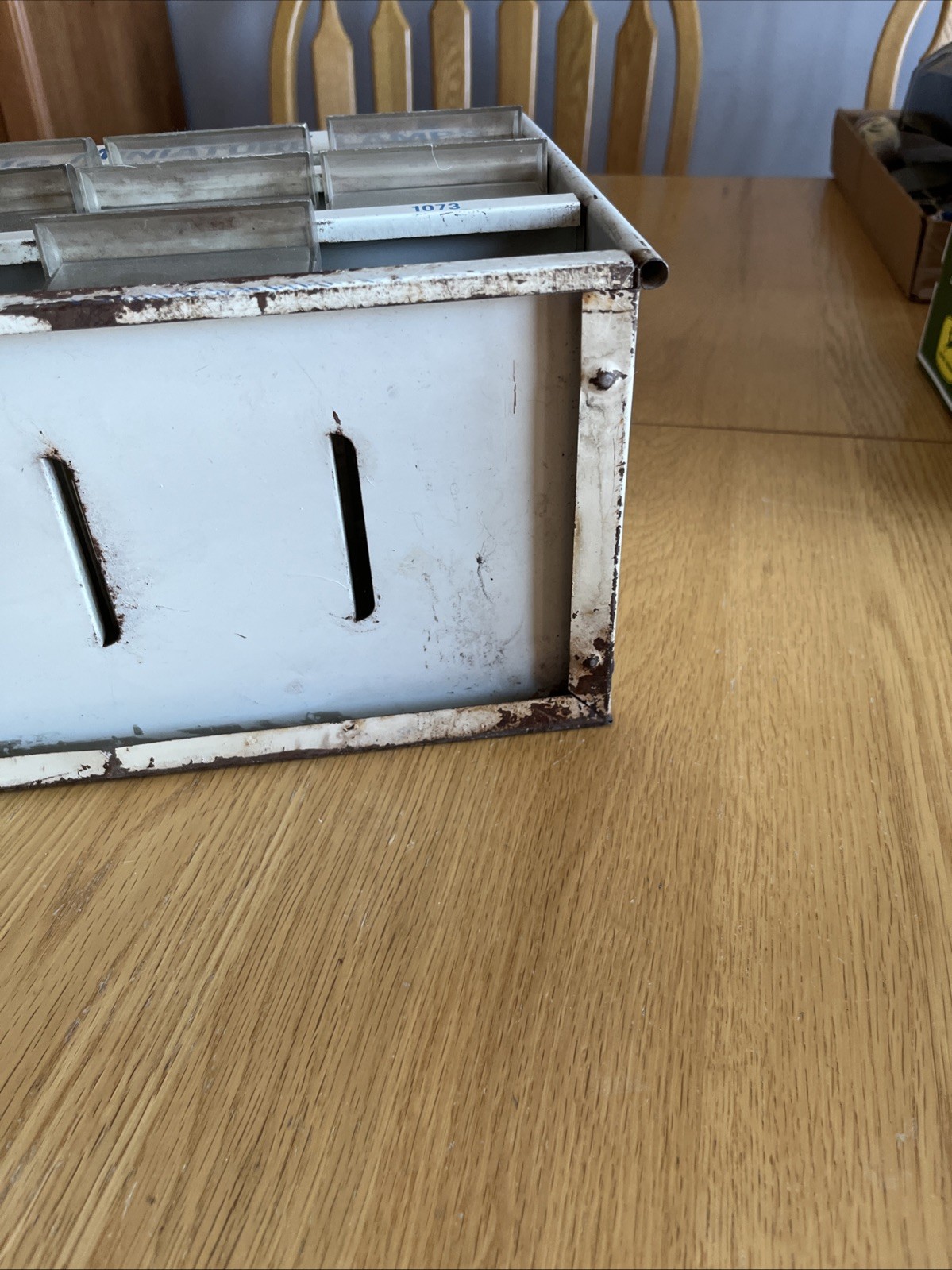 Original AC Guide Light Bulb Cabinet