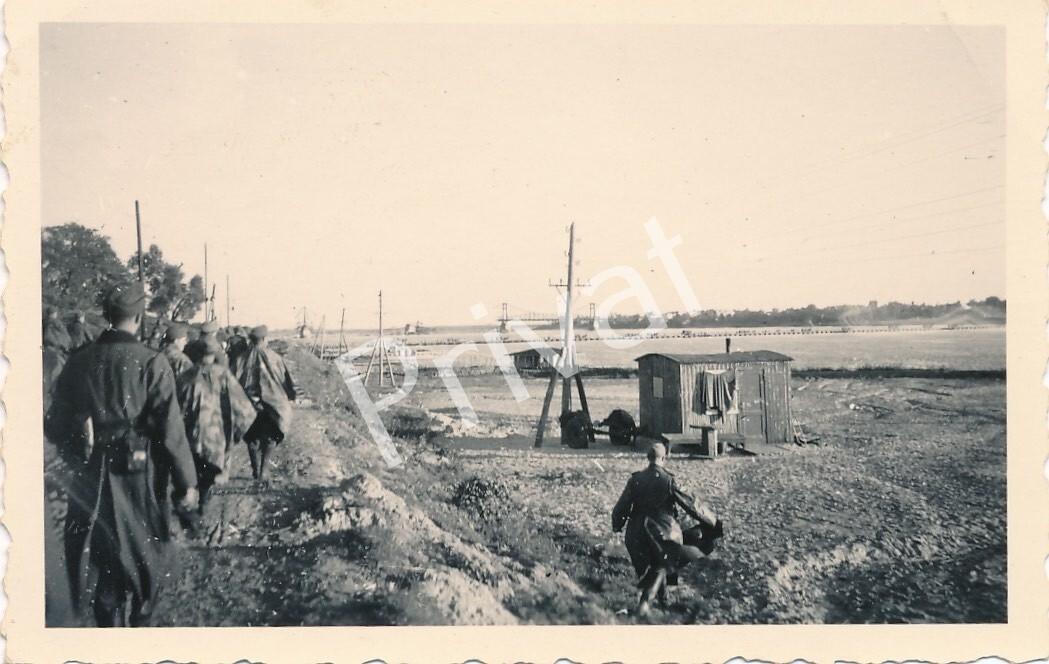 Photo WW II Wehrmacht Soldiers March Detour Blown Bridge Dnieper L1.85