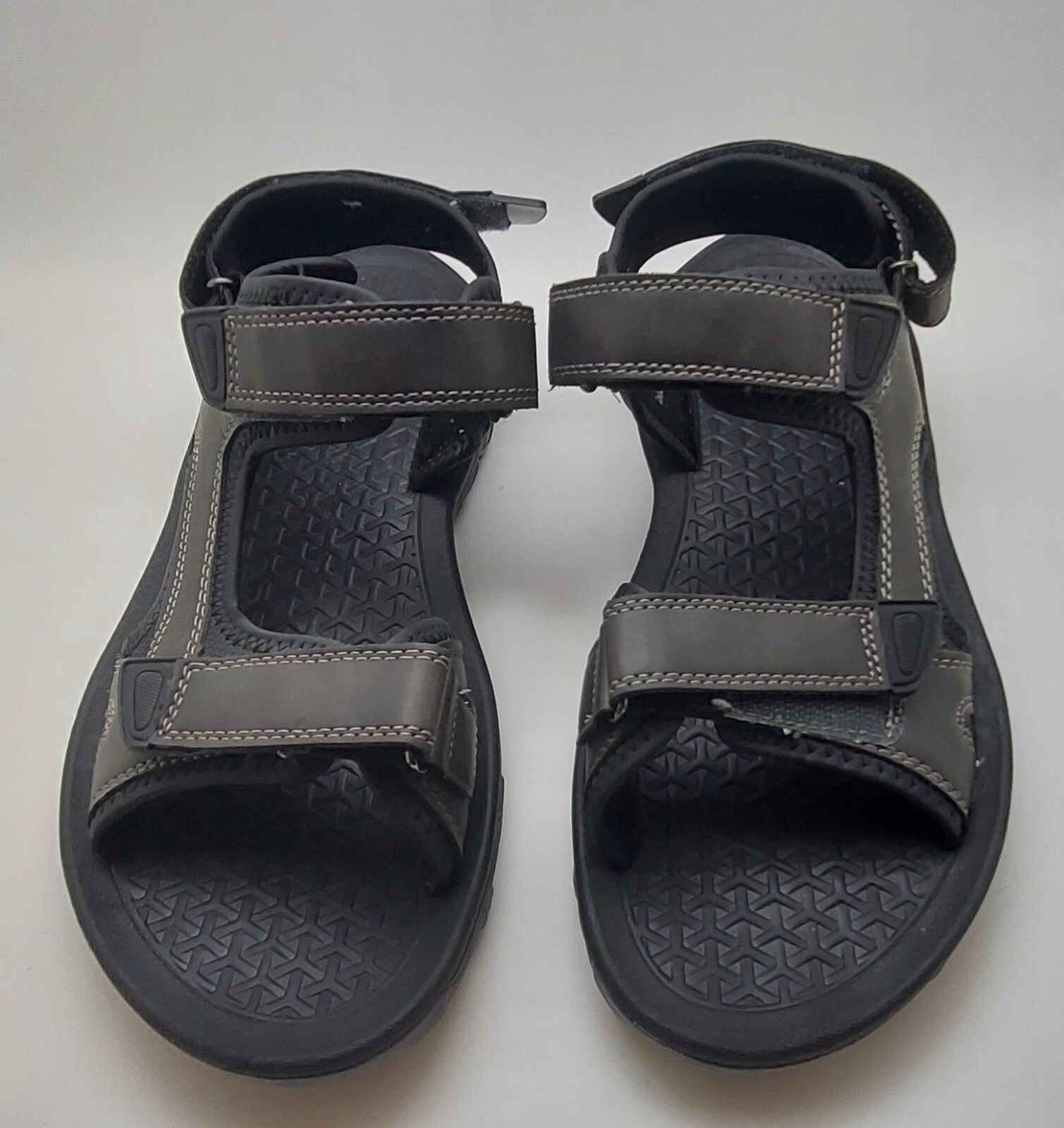 Mens Eddie Bauer River sandals brown size 9M 3 straps preowned