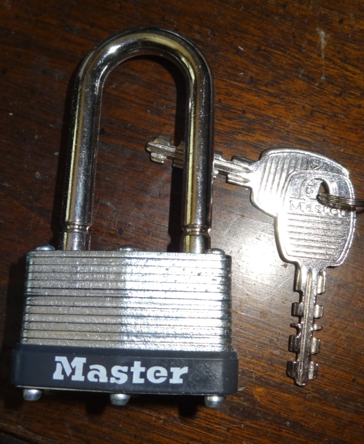 MASTER LOCK 500KABRKLH Padlock  4DJR4