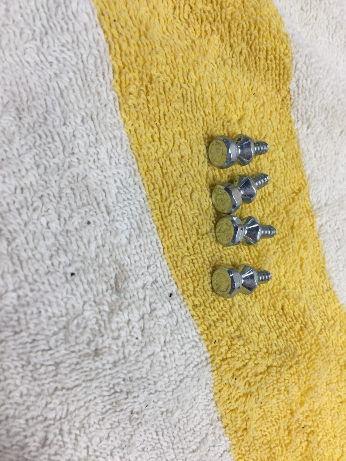 Frigidaire Handle Screw 218755504 (SET 4) free shipping