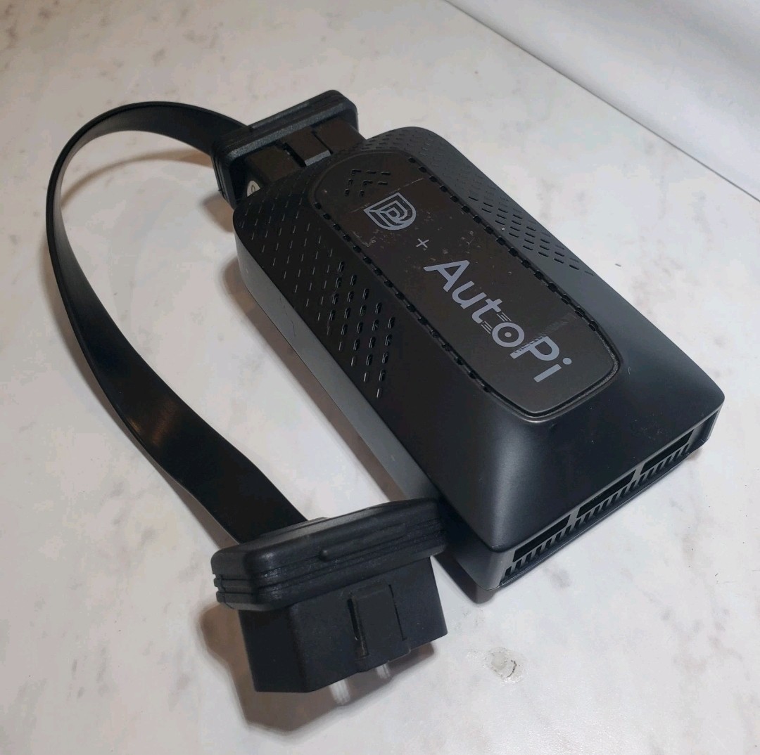 DIMO AutoPi OBD2 Car DePIN Crypto Miner | Vehicle Location & Data Tracker